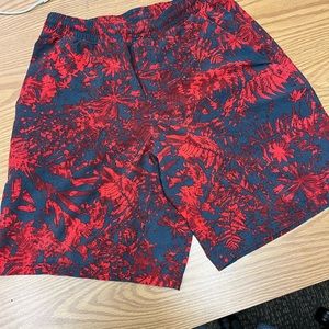 7” Lulu Pacebreaker shorts
